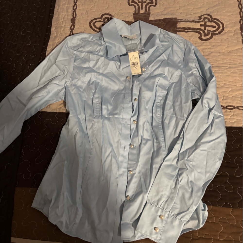 LOFT women’s Sky Blue Dress Shirt